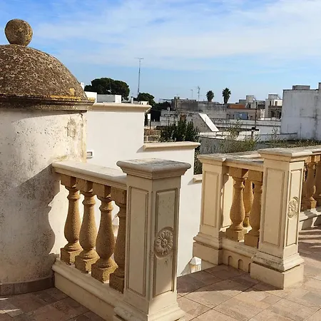 Palazzo Dei Don Bed & Breakfast Racale
